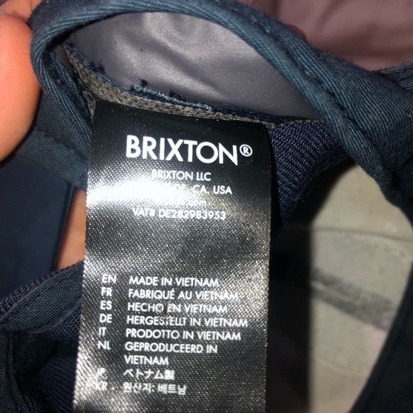 Brixton blue snapback. Its a one size and adjustable - Picture 6 of 6